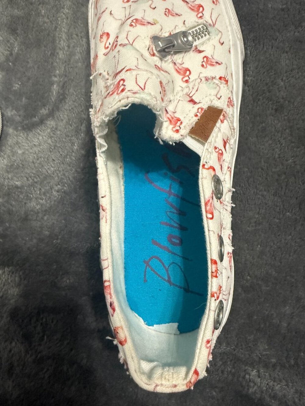 Blowfish Pink Flamingo Slip On Sneaker - Like New Condition - Size 6 - Picture 4 of 5